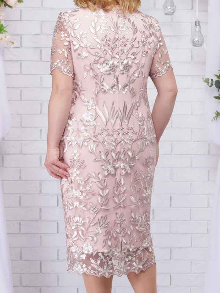 Plus Size Lace Floral Bodycon Dress