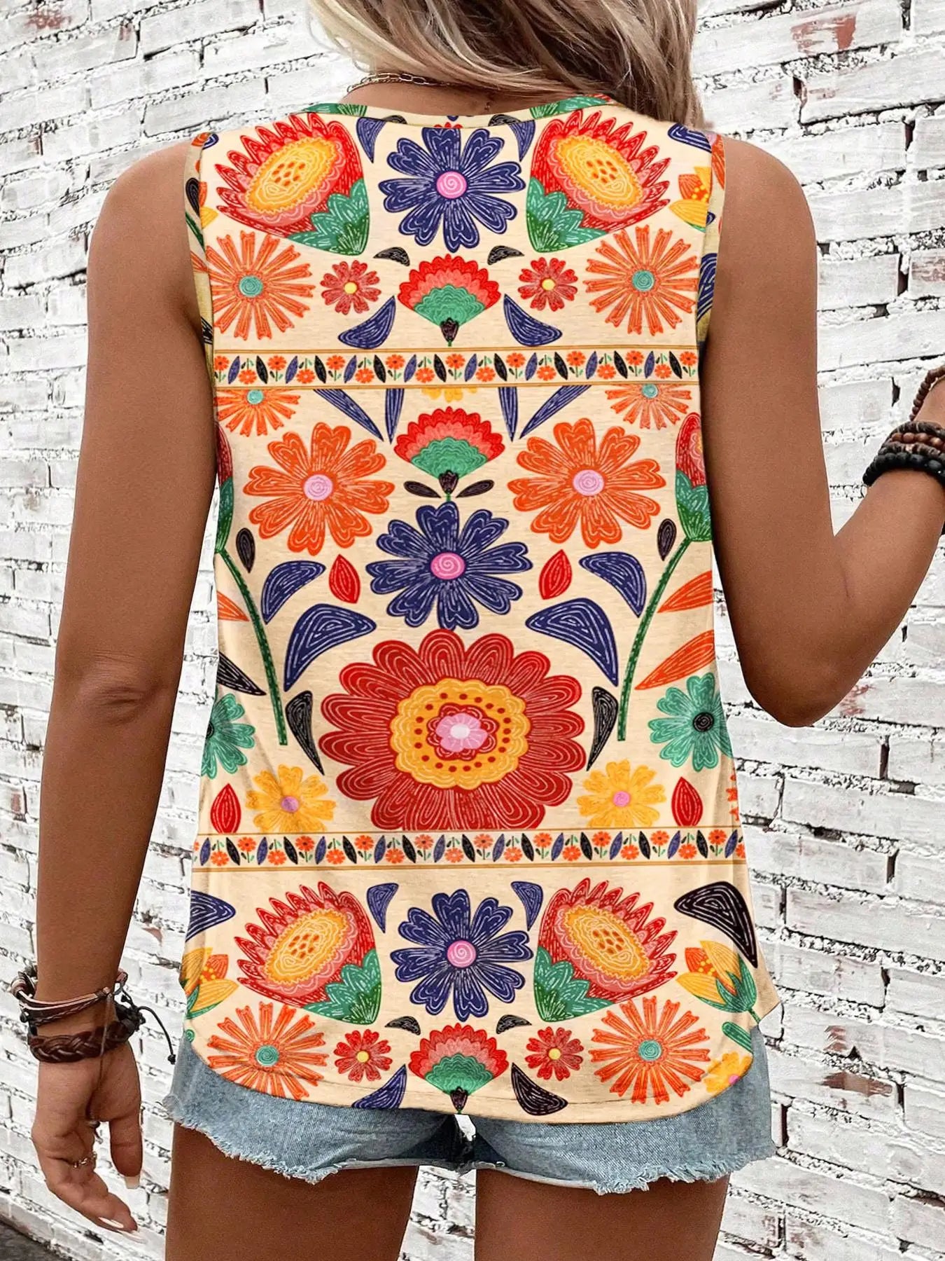 Plus Size Floral Print Tank Top – Sleeveless Bohemian Summer Blouse