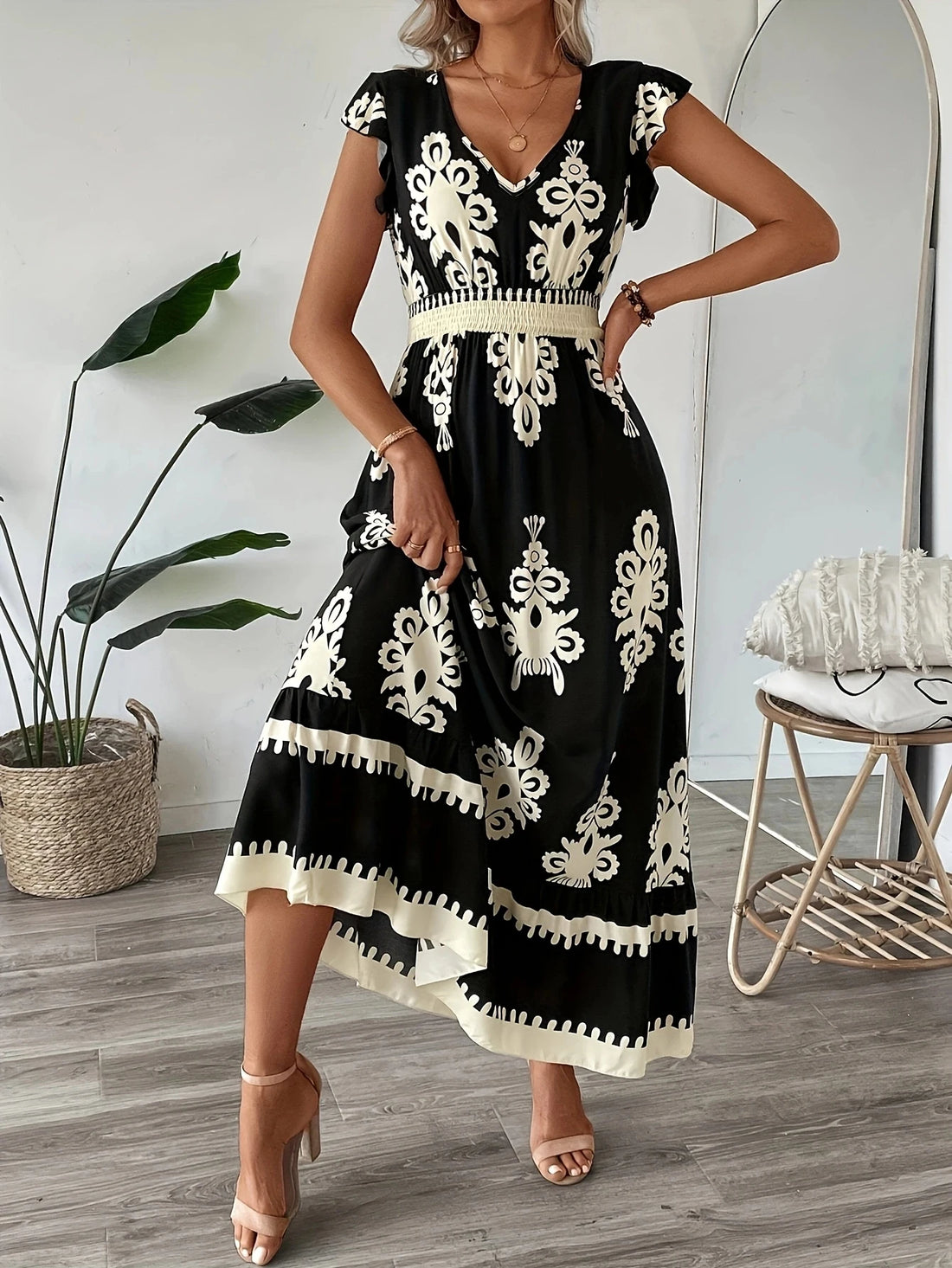 Plus Size Women’s V-Neck Maxi Dress