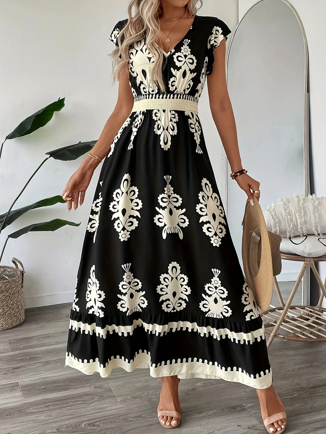 Plus Size Women’s V-Neck Maxi Dress