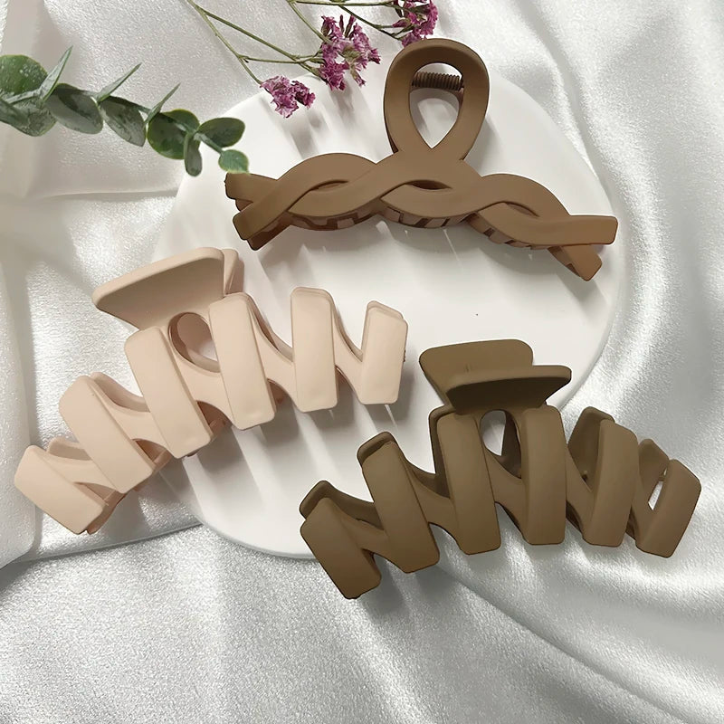 Women’s Acrylic Hair Claw Clip – Korea Style Geometric Barrette